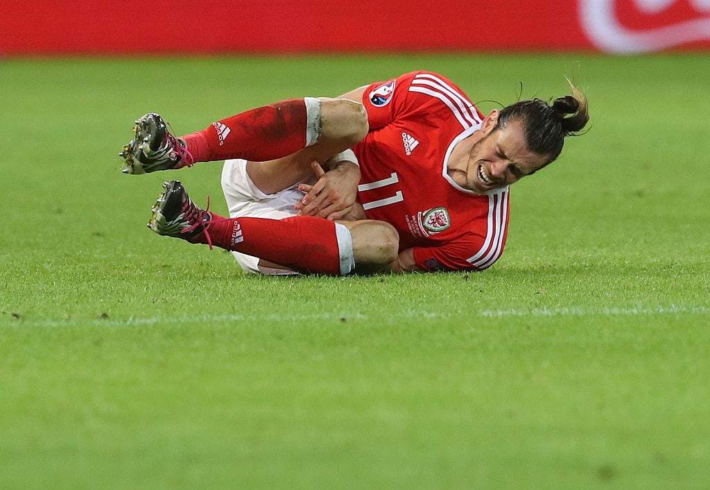 Irlandia gagal mengalahkan sepuluh pemain Wales namun penggemar taruhan olahraga senang atas satu poin di the Aviva Stadium