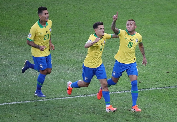 Copa America: Điểm mạnh của Everton Soares chính là những pha rê bóng và ngoặt vào trung lộ cực kì khó chịu