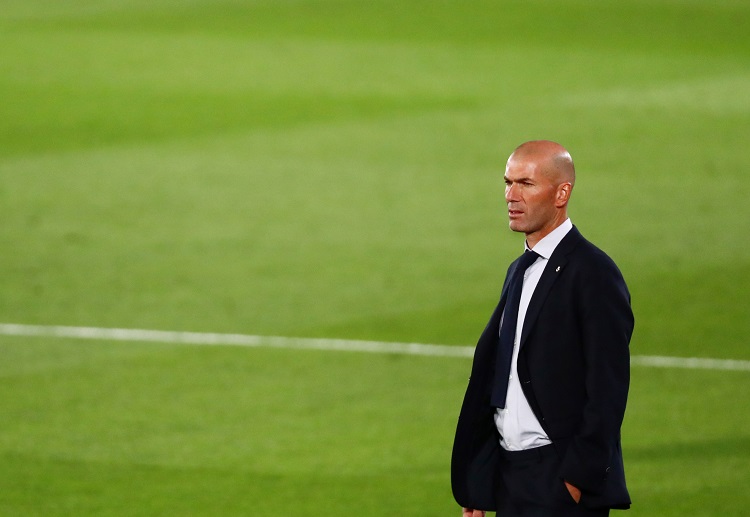 Zinedine Zidane bertekad rebut kembali trofi La Liga ke Bernabeu