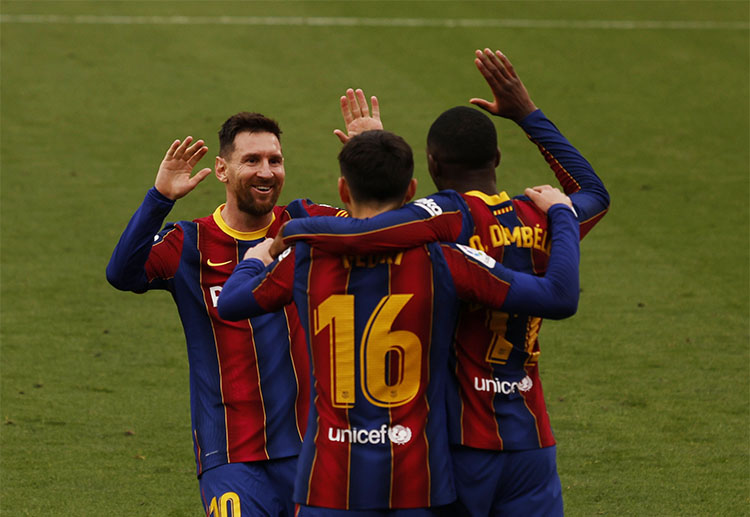 After providing an assist, Lionel Messi scores their second goal to seal their victory against Sevilla in La Liga