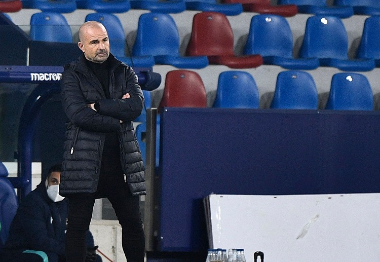 Estadio Ciudad de Valencia jadi venue persaingan Paco Lopez dan Javi Gracia