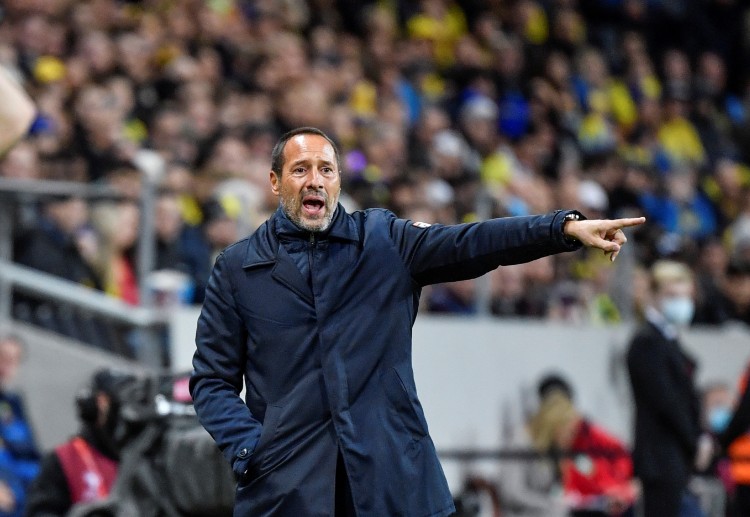 World Cup 2022: Can John van 't Schip outsmart Luis Enrique's Spain?