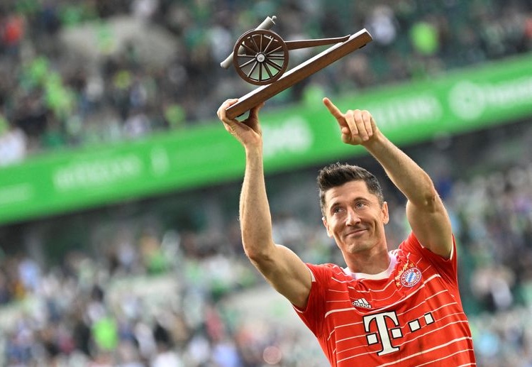 Barcelona masih incar Robert Lewandowski ke La Liga.