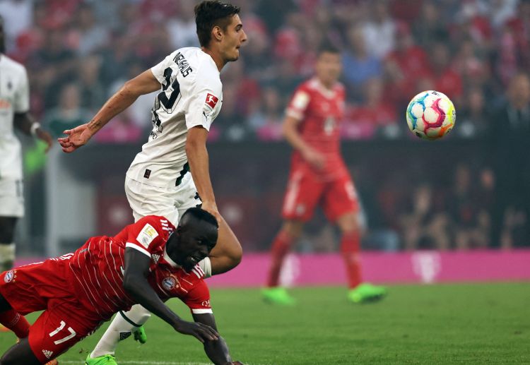 Bundesliga: Tưởng như Bayern phải chịu thất bại đầu tiên trong mùa giải, bất ngờ lại tới.