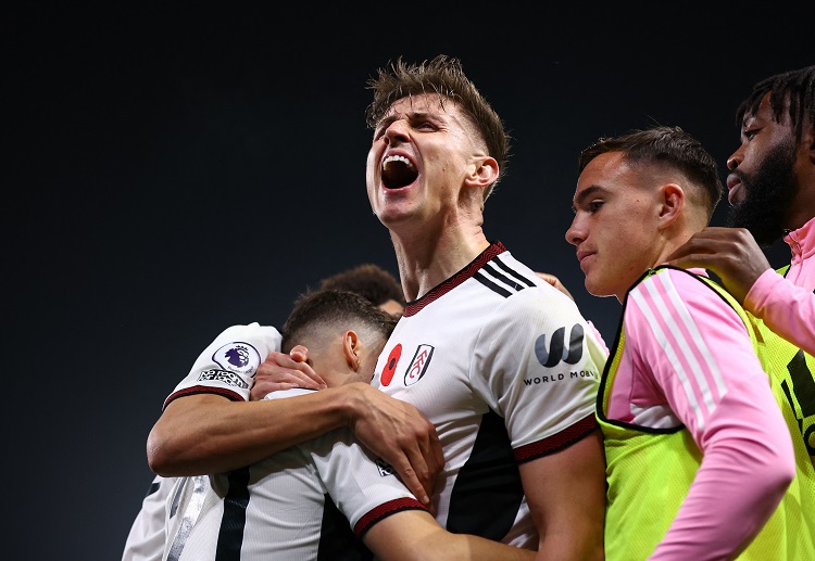 Premier League: Fulham đã không hề giấu giếm ý định tràn lên phần sân của MU để tìm kiếm bàn thắng gỡ hòa.