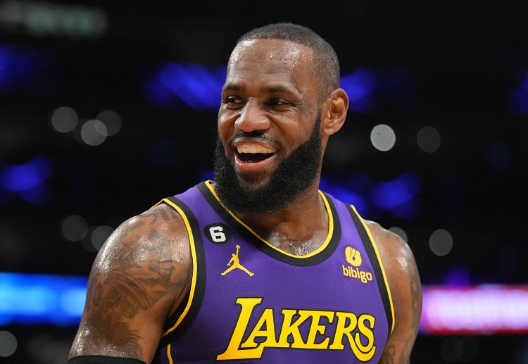 Los Angeles Lakers eyeing an NBA win against the Dallas Mavericks