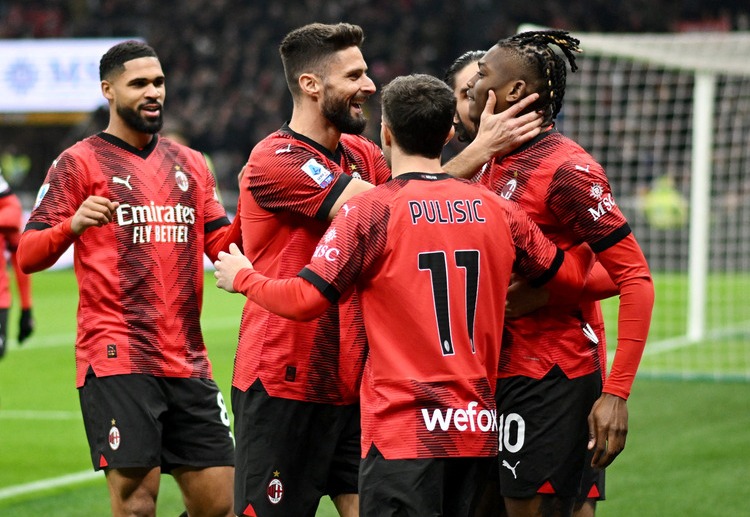 Serie A: AC Milan chấp nhận chia điểm