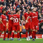 Liverpool đánh mất lợi thế trong cuộc đua vô địch Premier League