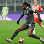 ဒီလို အခြေအနေမှာ လစ်ဗာပူးလ်က ပရီးမီးယားလိဂ် ပြိုင်ဘက် ဘရိုက်တန် တိုက်စစ်မှူး ယာအို ပီဒရိုကို ပစ်မှတ်ထားလျက် ရှိသလို အခု နောက်ဆုံး မှာတော့ အေစီမီလန်က ရာဖေးလ် လီယောင် ကိုပါ ချိန်ရွယ်လာခဲ့တာ ဖြစ်ပါတယ်။