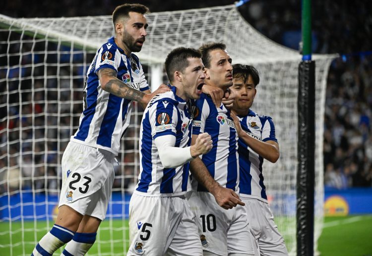 Europa League: Real Sociedad gỡ hòa trên chấm phạt đền