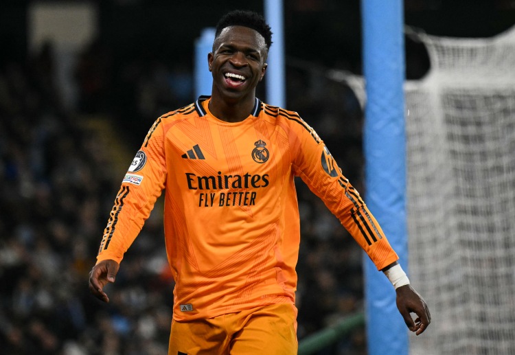 ဗင်နီးစီးယပ်စ် ကတော့ သတင်းတွေကို ငြင်းဆန်ခဲ့ပြီး လာလီဂါ ကလပ် ရီးရဲလ်မက်ဒရစ် မှာပဲ ဆက်ကစားသွားဖို့ ဆုံးဖြတ်ခဲ့ပါတယ်။