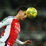 လက်ရှိမှာ လစ်ဗာပူးလ် က မီခဲလ် အာတေးတားရဲ့ အသင်းထက် တစ်ပွဲ ပိုကစားကာ ပရီးမီးယားလိဂ် အမှတ်ပေးဇယားထိပ် ကနေ ၁၅ မှတ် အထိ ဖြတ်ထားနိုင်ပါတယ်။