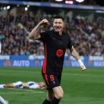 西甲联赛 拉菲尼亚制造的乌龙球帮助巴塞罗那在客场以1比0险胜莱加内斯。