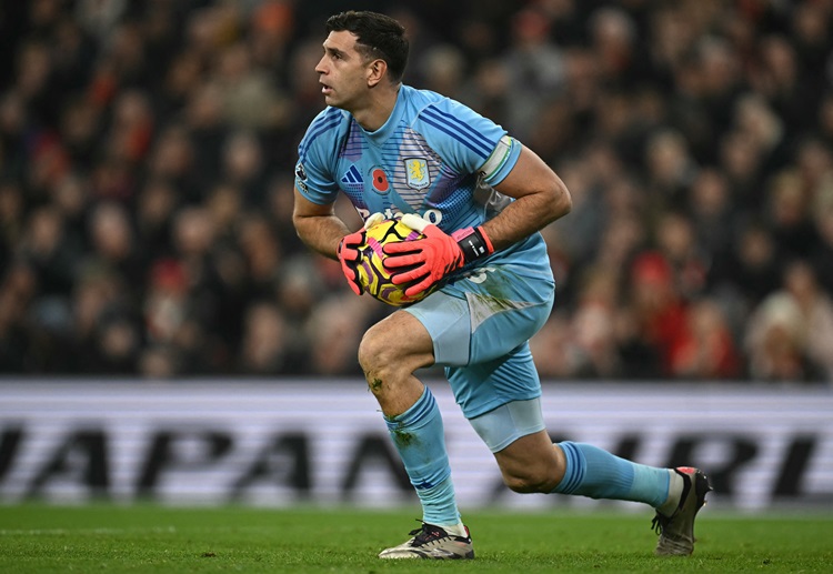 အာဂျင်တီးနားရဲ့ အားကစား ရုပ်သံ တစ်ခု ဖြစ်တဲ့ DSports ရဲ့ဖော်ပြချက် အရ ဆိုရင် မန်ချက်စတာယူနိုက်တက် အပြင် လာလီဂါ ကလပ် ဘာစီလိုနာဟာ မာတီနက်ဇ်ကို ခေါ်ယူဖို့ စိတ်ဝင်စားနေကြတယ်လို့ သိရပါတယ်။