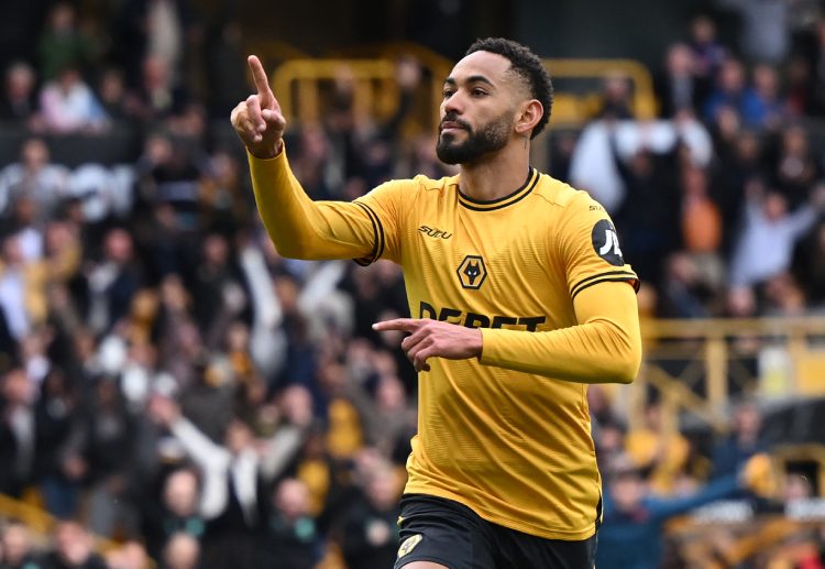 ပရီးမီးယားလိဂ် စကြည့်ဖိုနဲ့ ယူနိုက်တက်ကို အားပေးဖို ကျွန်တော့်ကို လမ်းပြပေးခဲ့တယ်။” လို့ ဆိုပါတယ်။