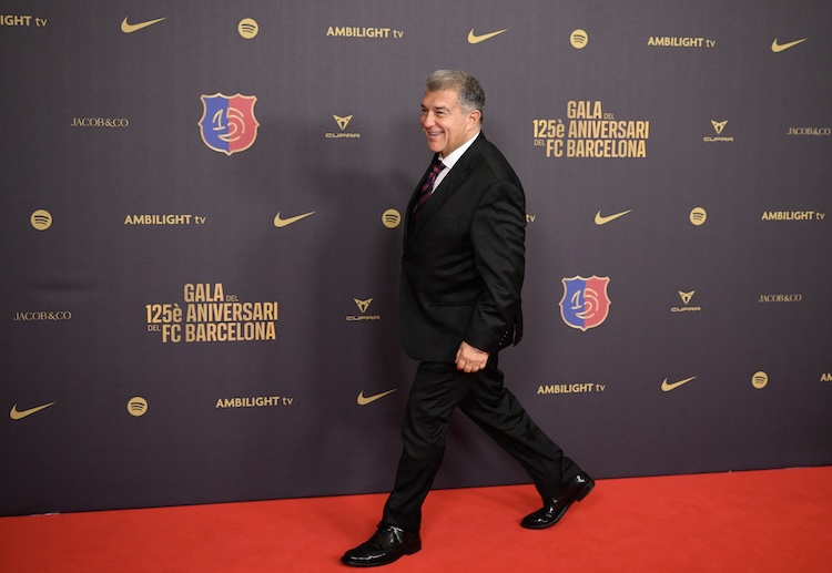 လာလီဂါ ကလပ် ဘာစီလိုနာဟာ ငွေကြေးပိုင်းဆိုင်ရာ အခက်အခဲတွေ ရှိနေဆဲ ဖြစ်ကြောင်း သတင်းတွေ ထွက်ပေါ်နေပေမယ့် ဒီနွေရာသီ အပြောင်းအရွှေ့မှာ ထဲထဲဝင်ဝင် ပါဝင်ဖို့ ရှိနေတာ ဖြစ်ပါတယ်။