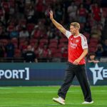 英超联赛 阿森纳正式宣布签下葡萄牙体育前锋维克托·哲凯赖什。