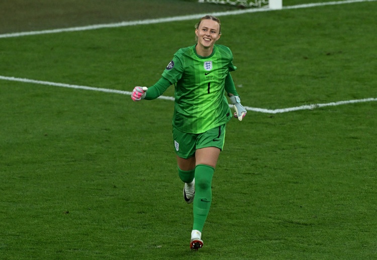 欧锦赛  门将汉娜·汉普顿在关键时刻屡屡扑救西班牙的点球，为英格兰的胜利立下赫赫战功。