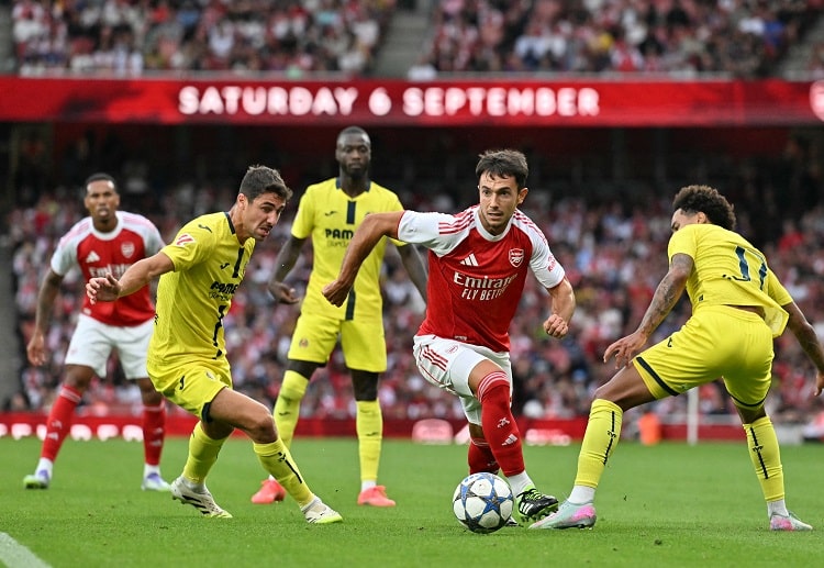 အာဆင်နယ်ဟာ ရာသီသစ် စတင်ချိန်မှာ ပရီးမီးယားလိဂ် ပွဲကြပ် ၆ ပွဲလောက်ကို ဆက်တိုက် ကစားရမှာ ဖြစ်ပါတယ်။