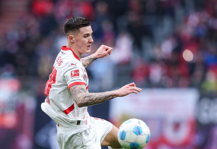 ဆက်စ်ကိုဟာ လက်ရှိမှာ ယူနိုက်တက် အတွက် ပွဲချိန် ၂၆ မိနစ်သာ ပါဝင်ကစားရသေးပြီး အာဆင်နယ်နဲ့ ပရီးမီးယားလိဂ် အဖွင့် ပွဲစဉ်မှာ ဖြစ်ပါတယ်။