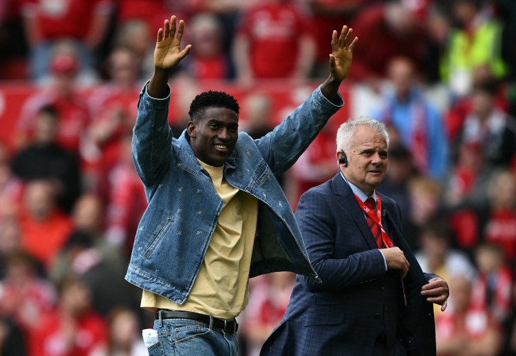 英超联赛 高层风波不断，森林球员依然专注场上，展现良好竞技状态。