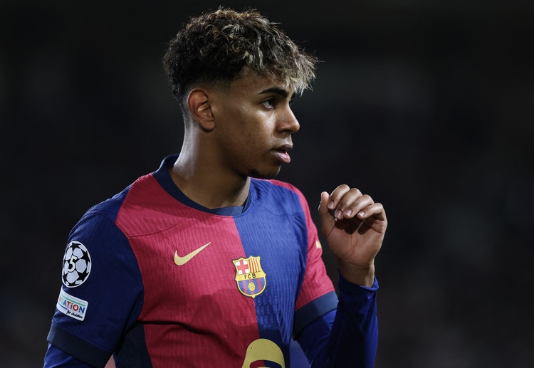 ၁၈ နှစ်သား စပိန် ကြယ်ပွင့် ကတော့ Kopa Trophy မှာလည်း ရေပန်းအစားဆုံး ဖြစ်နေသလို ဘယ်လွန်ဒေါ အတွက်လည်း ရေပန်းအစားဆုံး ၃ ဦးထဲ ပါဝင်နေပါတယ်။