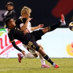 Mexico hòa Nhật Bản trên sân nhà khi đá Giao hữu