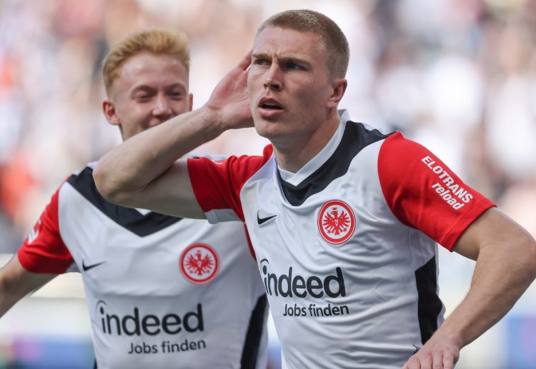 Bundesliga: Frankfurt vẫn đang thi đấu rất khó chịu