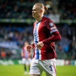 프리미어리그의 에이스 엘링 홀란은 노르웨이가 이스라엘과의 월드컵 예선 경기에서 편안한 승리를 거둘 때 득점을 기록했다.