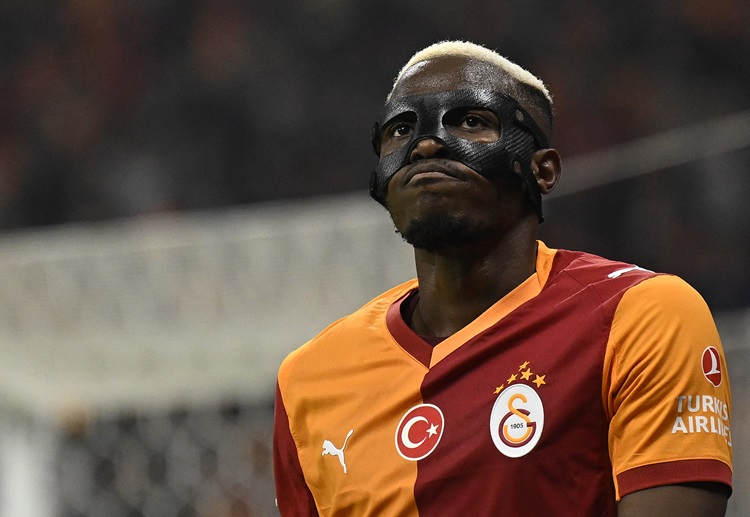 လက်ရှိ ဆန်ခါတင် စာရင်းထဲမှာ ပါဝင်နေတဲ့ ဘောလုံးသမားတွေ အနက် မိုဟာမက် ဆာလာက အာဖရိက အကောင်းဆုံး ကစားသမားဆုကို ၂ ကြိမ် ရရှိထားပါတယ်။