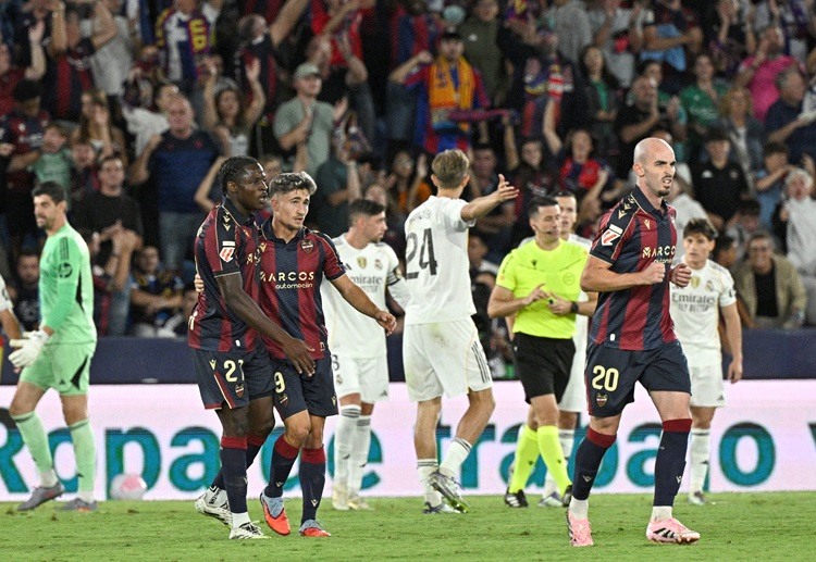 လာလီဂါ ထိပ်သီး ဘာစီလိုနာ ကတော့ လာမယ့် ရာသီတွင် လီဗန်တေးရဲ့ လူငယ် ကြယ်ပွင့် အက်တာ အီယောင်ကို ခေါ်ယူဖို့ စိတ်အားထက်သန်နေပါတယ်။