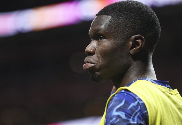 英超联赛 埃弗顿的进攻端依然低迷，今夏加盟的巴里在10场联赛中仍未取得进球。