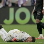 ဒါပေမယ့်လည်း အခုတော့ နေမာက အသင်းနဲ့ အတူ သူ့ အတွက် ၄ ကြိမ်မြောက် ကမ္ဘာ့ဖလား ပြိုင်ပွဲ ပါဝင် ဆင်နွှဲခွင့်နဲ့ လွဲချော်ဖို့ သေချာသလောက် ရှိနေပြီ ဖြစ်ပါတယ်။