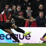 သူတို့က ဖလားများစွာ ရယူခဲ့သလို ပရီးမီးယားလိဂ် ကိုလည်း စိုးမိုးထားနိုင်ခဲ့ပါတယ်၊ ဒါက ကျွန်တော့် ကစားသမား ဘဝ နောက်တစ်ဆင့် တက်လှမ်းနိုင်ခဲ့ခြင်းပါပဲ။