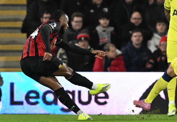 သူတို့က ဖလားများစွာ ရယူခဲ့သလို ပရီးမီးယားလိဂ် ကိုလည်း စိုးမိုးထားနိုင်ခဲ့ပါတယ်၊ ဒါက ကျွန်တော့် ကစားသမား ဘဝ နောက်တစ်ဆင့် တက်လှမ်းနိုင်ခဲ့ခြင်းပါပဲ။