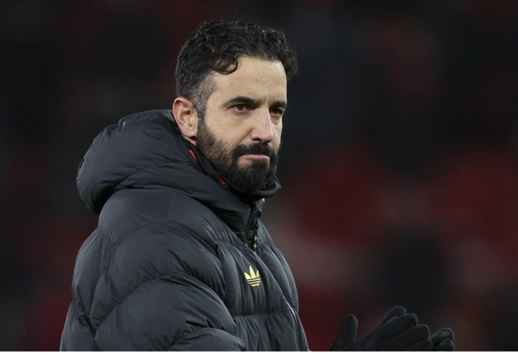 ဒီလို ပြောကြားအပြီးမှာ ပေါ်တူဂီသား အနေနဲ့ ပရီးမီးယားလိဂ် ကလပ်ရဲ့ တာဝန်ရှိသူတွေနဲ့ ဆက်ဆံရေး အဆင်မပြေမှု ရှိလာကြောင်း သတင်းတွေ ထွက်ပေါ်လာပါတယ်။