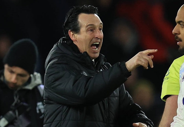 英超联赛 在埃梅里的带领下，阿斯顿维拉主场0比1不敌埃弗顿，错失了超越曼城的机会，未能升至英超第二位。