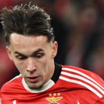 ဗင်နီးစီးယပ်စ်ဟာ ချန်ပီယံလိဂ်မှာ သွင်းဂိုး ၃၁ ဂိုး ပြည့်မြောက်သွားခဲ့ပြီး ဘရာဇီးလ် ဂန္ထဝင် ကစားသမား ကာကာ (၃၀ ဂိုး) ကို ကျော်ဖြတ်နိုင်ခဲ့ပါတယ်။