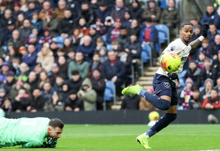 英超联赛  西汉姆的萨默维尔连续六场比赛都有进球，状态十分出色。