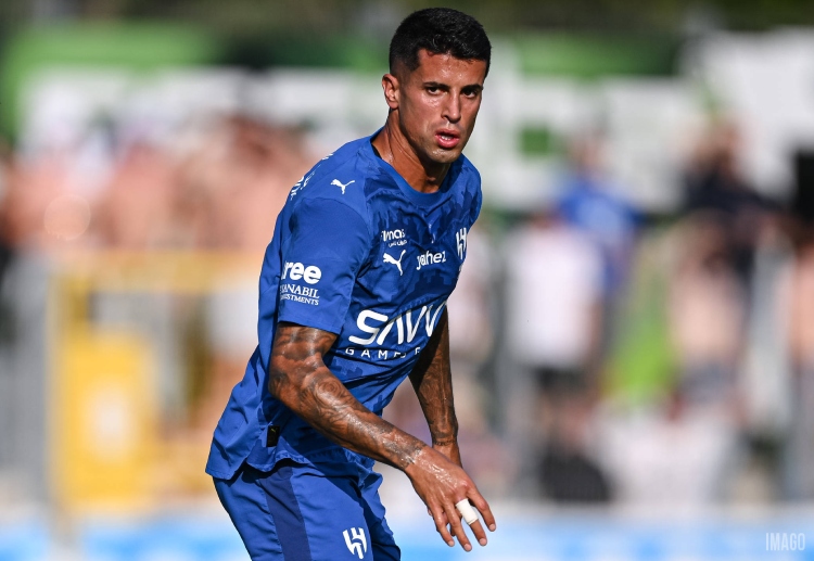 CLB Barcelona muốn giữ chân Joao Cancelo sau mùa giải La Liga này