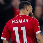 သူဟာ ပရီးမီးယားလိဂ် မှာတင် ၂၉ ဂိုး သွင်း၊ ၁၈ ဂိုး ဖန်တီးပြီး လစ်ဗာပူးလ်ကို ချန်ပီယံဆု ရရှိအောင် ကူညီပေးခဲ့တာပါ။