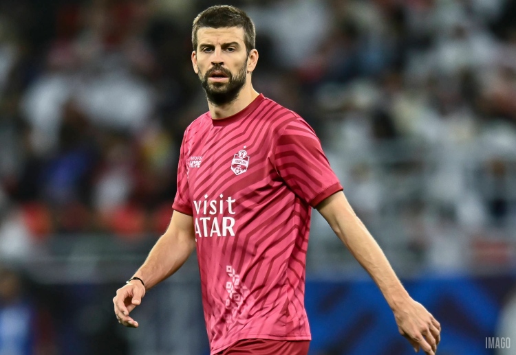 လာလီဂါ ထိပ်သီး ဘာစီလိုနာနဲ့ စပိန် လက်ရွေးစင်ရဲ့ နောက်ခံလူဟောင်း ဂျရတ် ပီကေးက လီယွန်နယ် မက်ဆီကို သမိုင်းတစ်လျှောက် အကောင်းဆုံး ကစားသမားလို့ သတ်မှတ်ထားသူပါ။