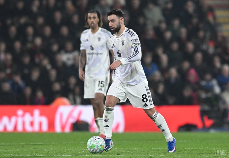 ရော်နယ်ဒိုက ပရီးမီးယားလိဂ် ကလပ် ယူနိုက်တက်မှာ ဒုတိယအကြိမ် ကစားစဉ် အတွင်း ပြိုင်ပွဲစုံ ၅၄ ပွဲမှာ ၂၇ ဂိုး သွင်းယူပေးခဲ့ပါတယ်။