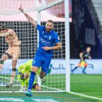 ကာရင်မ် ဘန်ဇီမာရဲ့ ပထမပိုင်း ဟက်ထရစ်ဂိုးနဲ့ အတူ အဲလ်ဟီလာက ၆-၀ နဲ့ အနိုင်ရရှိခဲ့တာ ဖြစ်ပြီး ဆော်ဒီပရိုလိဂ် ချန်ပီယံဆု အတွက် ဆက်လက် မျှော်လင့်နိုင်ဆဲ ဖြစ်ပါတယ်။