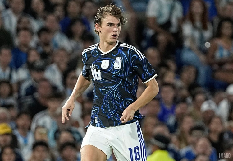 လာလီဂါ ထိပ်သီး ရီးရဲလ်မက်ဒရစ်ဟာ ကိုမိုမှာ ခြေစွမ်းပြနေတဲ့ ကွင်းလယ်လူ နီကို ပက်ဇ်ကို ပြန်လည် ခေါ်ယူဖို့ စိတ်ဝင်စားနေတာပါ။