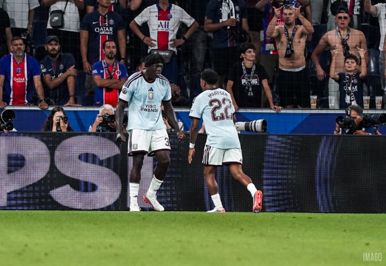 Brian Madjo scores for PSG in the UEFA Super Cup final against Aston Villa